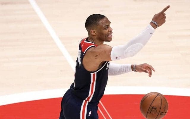 ウェストブルックが6試合連続15アシスト以上をマークした史上5人目の選手に