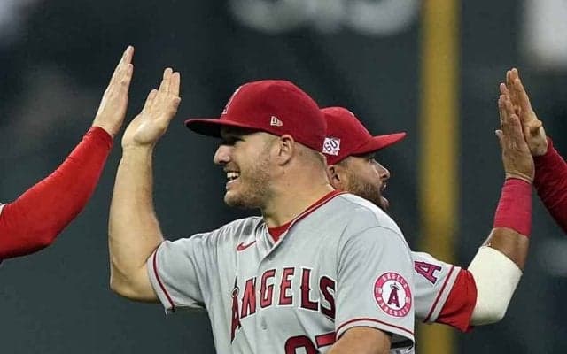 トラウト、敵軍もヒヤリ“スター性抜群の受け身”に米注目「何をやってもカッコいい」