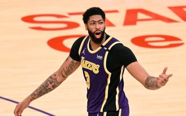 アンソニー・デイビスがファンの質問に返答…尊敬する選手や手に入れたい超能力などに言及