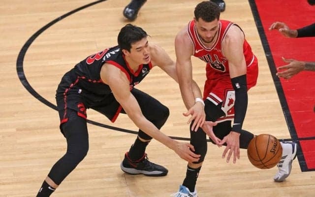 ラプターズがブルズに敗れ5連敗…渡邊は第2Q途中で負傷退場