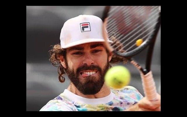 エース18本決め初4強入り