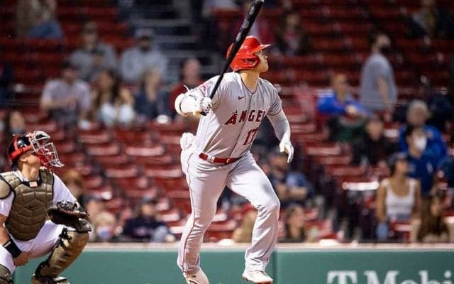 【MLB】大谷翔平が“ア・リーグ制覇”を達成　特大弾には敵地解説も唖然「片手ですよ！」