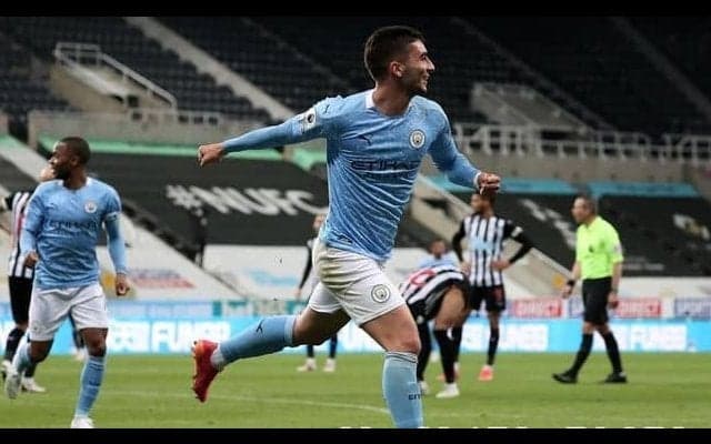 F・トーレスがプレミアの今季ベストゴール候補を叩き込む...9人目のハットトリックも達成