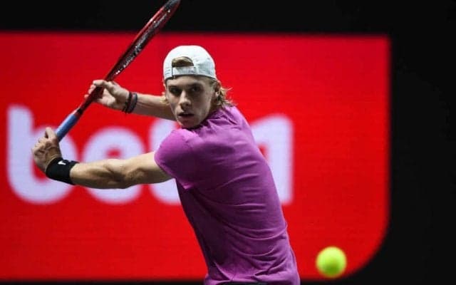 旅で下着を忘れたことも！22歳のイケメンテニス選手が明かすプライベート