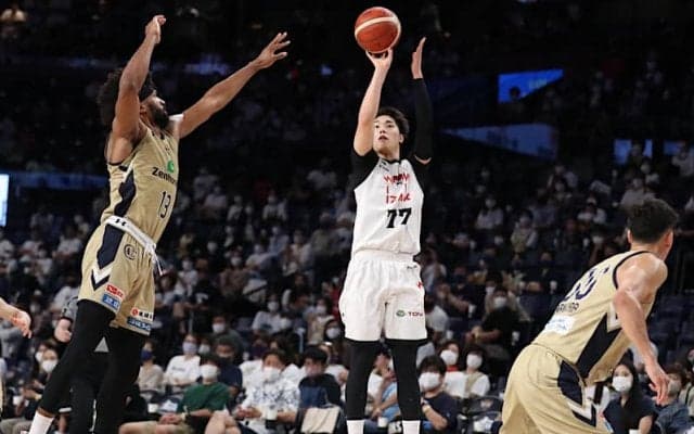 富山が琉球との第2戦を制してイーブンに…岡田が第3Qのみで驚異の19得点