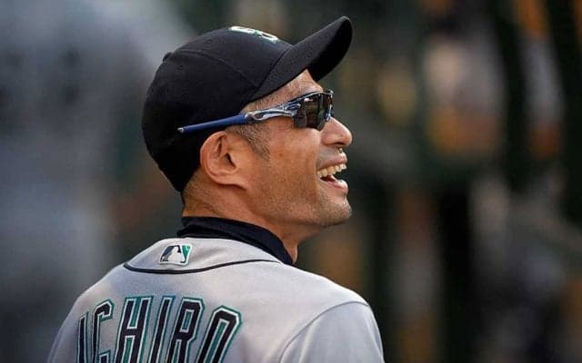 【MLB】軽快な守備姿は「まだまだイケてるね」　イチロー氏、衰え知らずの“不変写真”