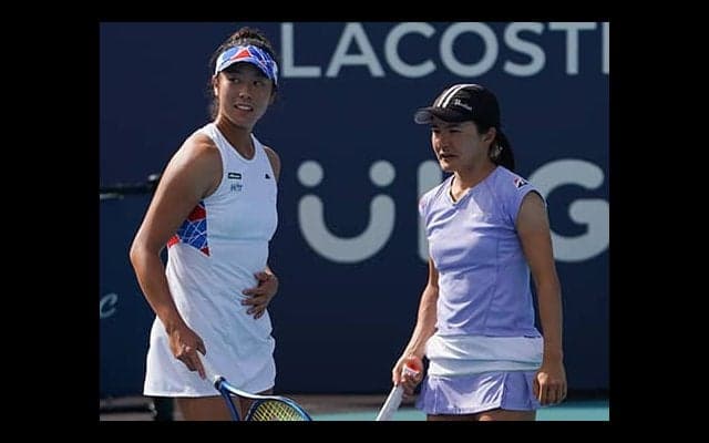 青山/柴原組 完敗で決勝ならず