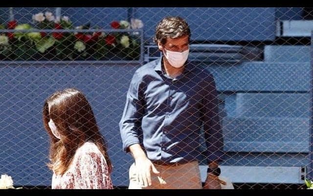 ジダンの後任候補はラウールとアッレグリ