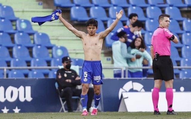 【久保建英】劇的ゴールの裏側(1)薄氷だった「残留弾」鮮烈左足ミドルの価値