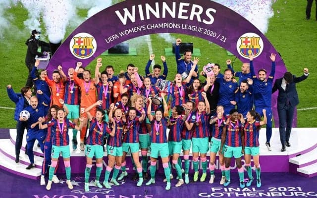 バルセロナが女子CLで初優勝！ 男女同時優勝目指したチェルシーを前半の4発で退ける《女子チャンピオンズリーグ》