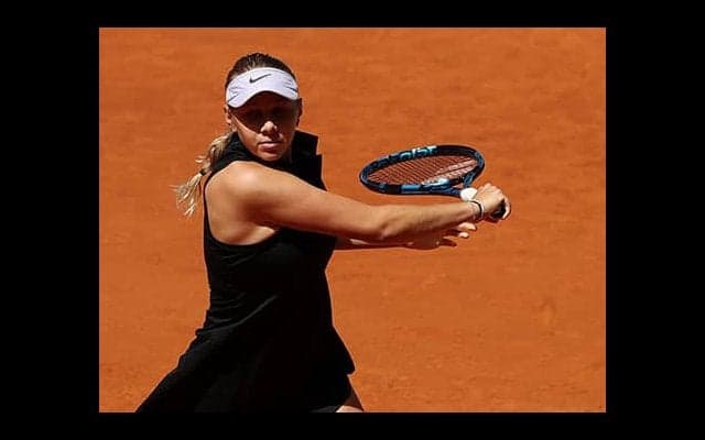  アニシモワ 快勝で初戦突破 