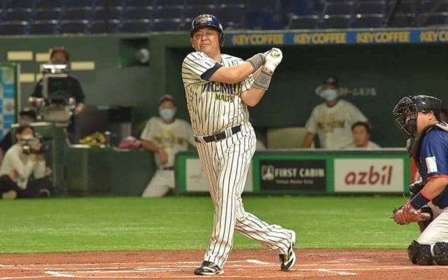 中村紀洋氏の“グラブ捌き”は「相変わらず上手すぎ」　一夜限りの祭典で披露