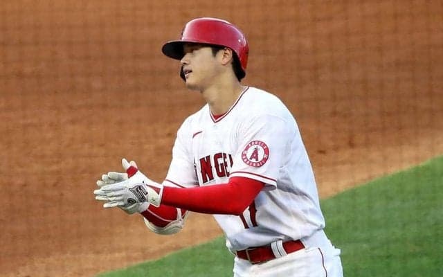 【MLB】大谷翔平、意表突く快足セーフティーに米記者絶賛「何でもできる」「めちゃくちゃ速い」