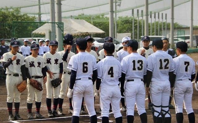 ベンチ外選手にも背番号…　岡山発「桃太郎リーグ」が高校野球を変える“手本”に