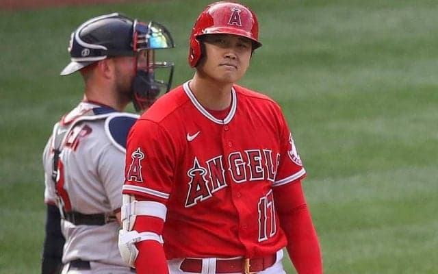 【MLB】「弁解の余地なし」「とにかく酷い」　大谷翔平が首を傾げたストライク判定に大ブーイング