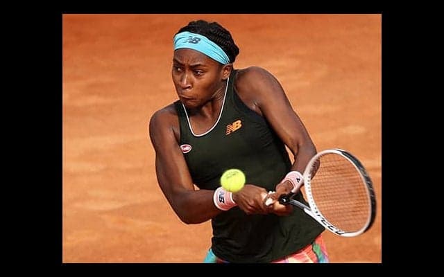 17歳ガウフ 今季初V王手