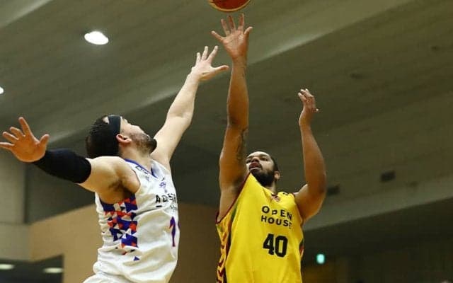 群馬が茨城の驚異的な追い上げを退け、B2優勝に王手…キーナンが34得点と躍動