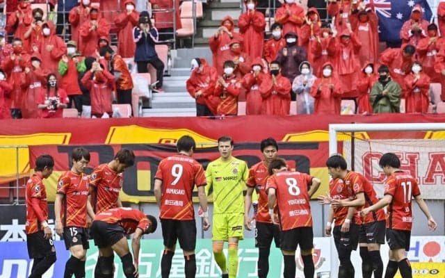 【J1分析】遠のく首位川崎の背中…　見えなかった名古屋の「奪いどころ」