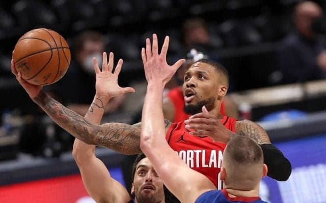 今季のMVP最終候補ニコラ・ヨキッチを孤立させたブレイザーズがナゲッツ相手に先勝