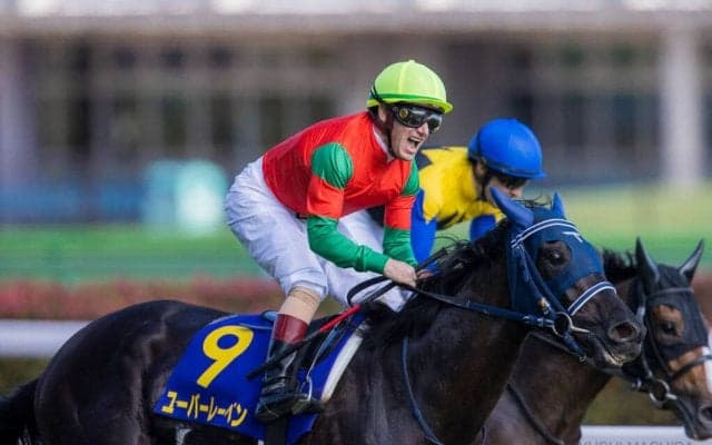 【オークス】デムーロ「感動しました」ユーバーレーベンが樫の女王