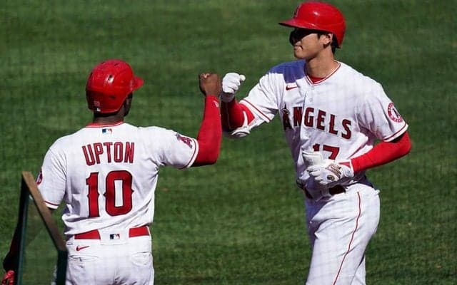 【MLB】大谷翔平、代打同点犠飛で最大4点差逆転劇に貢献　8回から右翼を守る