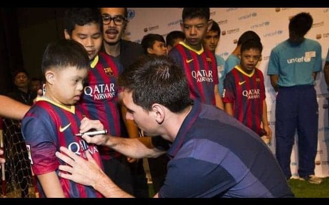 バルサ ユニセフと2022年まで契約更新