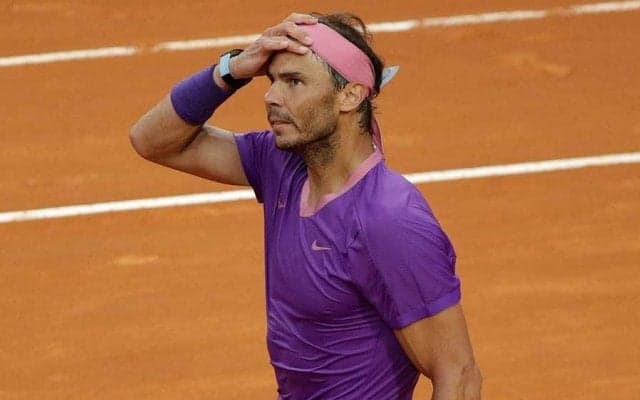 ナダル、白に輝くEV車と2ショット　お洒落な1枚に海外反響「背高いな」「ワンダフル」