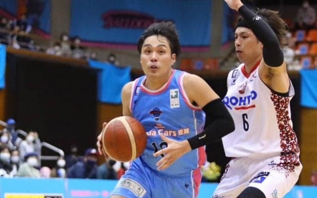 佐賀が3ポイント成功率賞に輝いた相馬卓弥を自由交渉選手リストへ公示