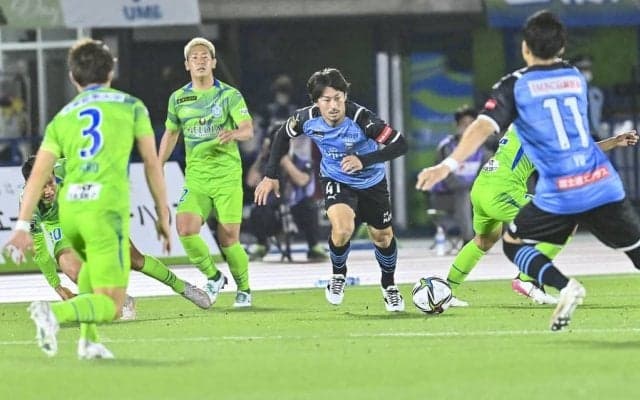 川崎を“本気にさせたプレー”家長昭博(2)「低い位置からの全力ドリブル」の意味