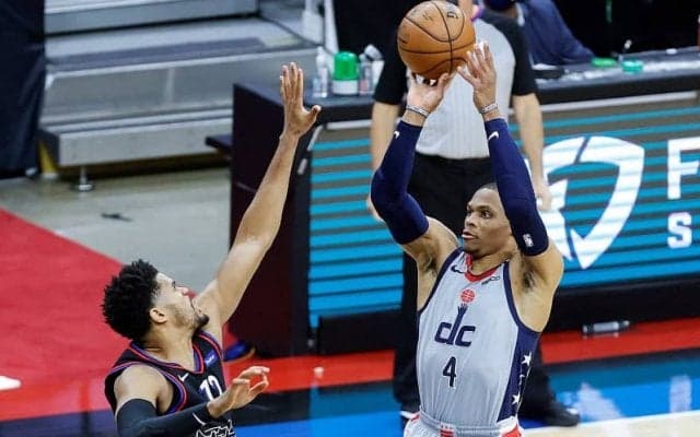 2連敗のウィザーズがホームで迎える第3戦、右足首捻挫のウェストブルックは出場未定