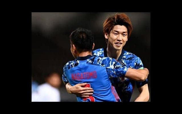 大勝した日本代表の出場メンバーに抱いた違和感。左利きがゼロだった