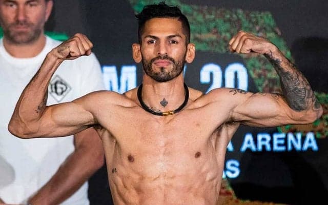 リナレス、美人妻と会場入り　ヘイニー戦へ米ファン熱視線「頑張れリナレス」