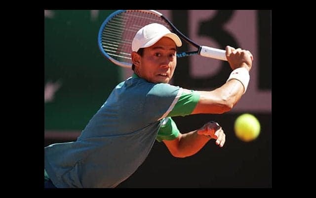  錦織 全仏10度目の初戦突破 