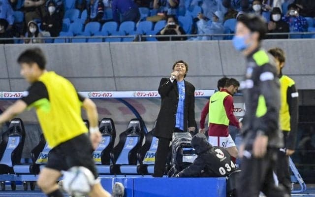 川崎-鹿島でコロッケの「西城秀樹ショー」開催で“一番笑っていた選手”の衝撃活躍！