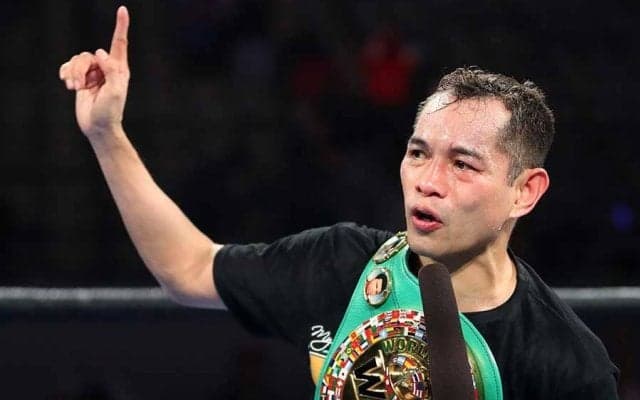 ドネアがウーバーリに跪く　KO直後の“リスペクトの瞬間”に海外感激「一流の振る舞い」