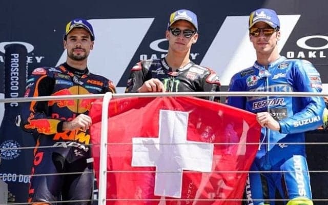 「Ｒｉｄｅ　ｉｎ　Ｐｅａｃｅ・・・」オートバイのロードレース世界選手権での事故で１９歳のデュパスキエ選手が死亡