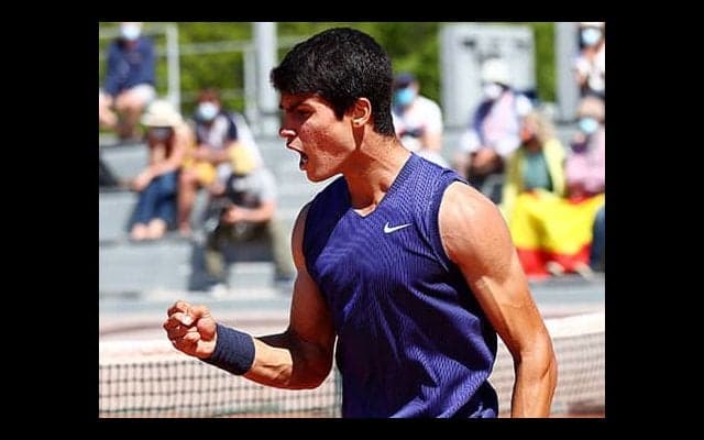 18歳アルカラス 全仏OP初白星