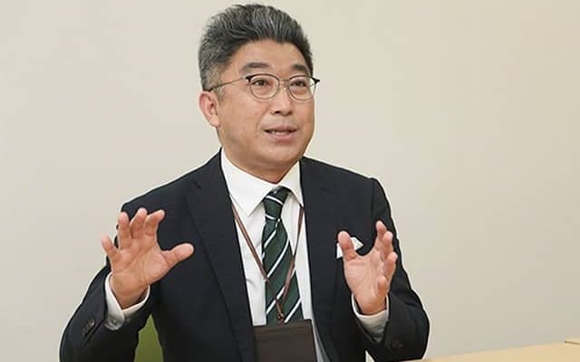 SNSでも話題沸騰！ フジテレビ実況・青嶋達也アナウンサーはなぜ絶叫する？