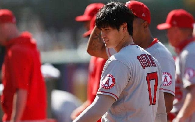 【MLB】大谷翔平に塁審がペコリ　送られた微笑ましい仕草が反響拡大「礼儀正しい」「可愛い」