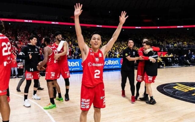 悲願のBリーグ初優勝を果たした千葉…富樫勇樹「最高の気分です」