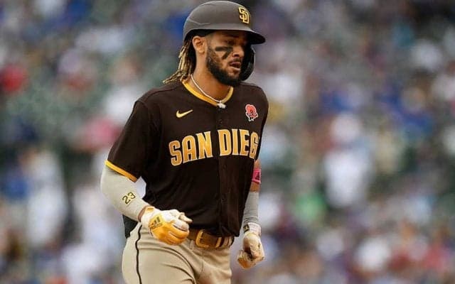 【MLB】タティスJr.が逆方向へ129m弾　かっ飛ばした最多タイ16号に米衝撃「毎日打ってない？」