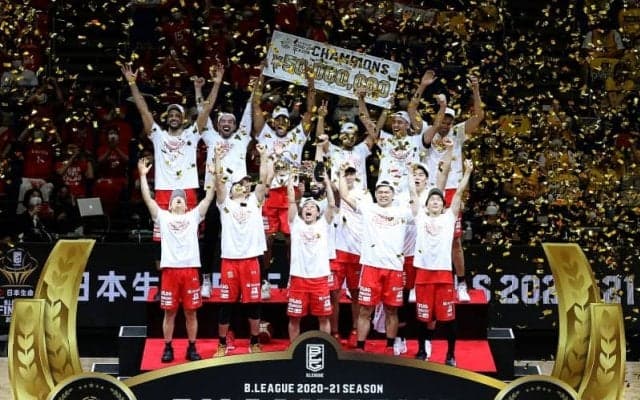 Bリーグ初制覇を果たした千葉…大野HC「やっと皆さんにひとつの恩返しをすることができた」