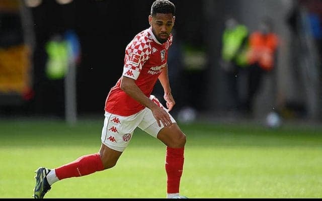 PSV、今季マインツの主力DFムウェネがフリー加入