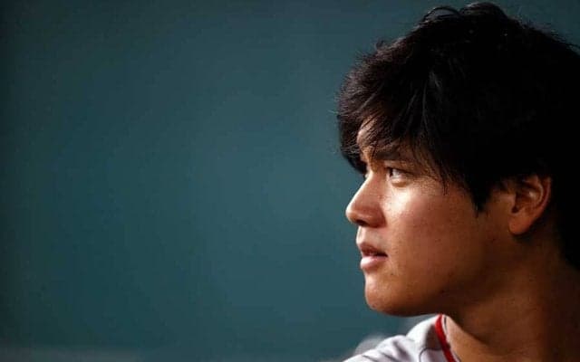 【MLB】髪の毛ファサ＆刀シャキン…　“クールな大谷翔平”集めた30秒が「とても壮麗」