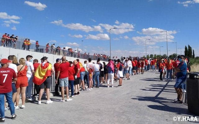 ようやくスタジアムに人が戻った…/原ゆみこのマドリッド