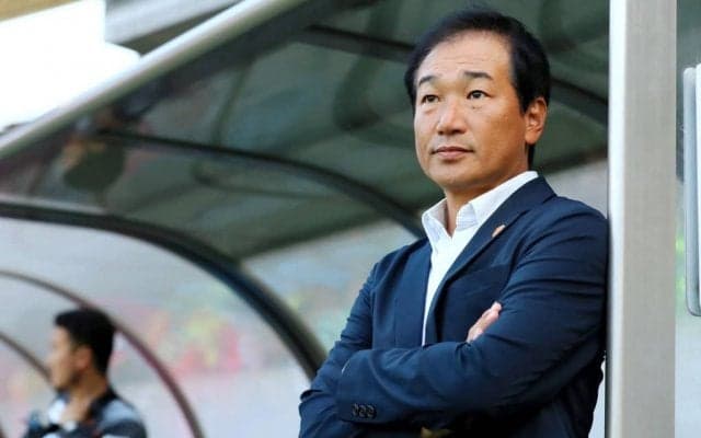 【J2リスタート!!(2)】J3降格圏・大宮、霜田新監督「就任の狙い」と育成の「凄い実績」【戸塚啓のJ2のミカタ】