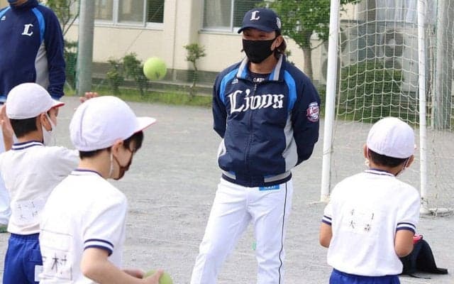 「身長を理由に落としたらかわいそう」　163センチ、元西武“小兵野手”の指導哲学