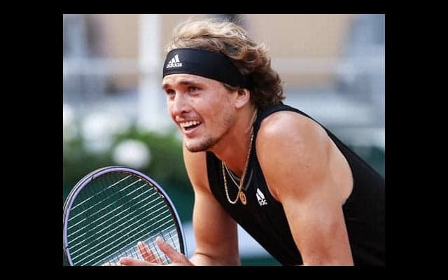 「錦織いいプレー」とズベレフ