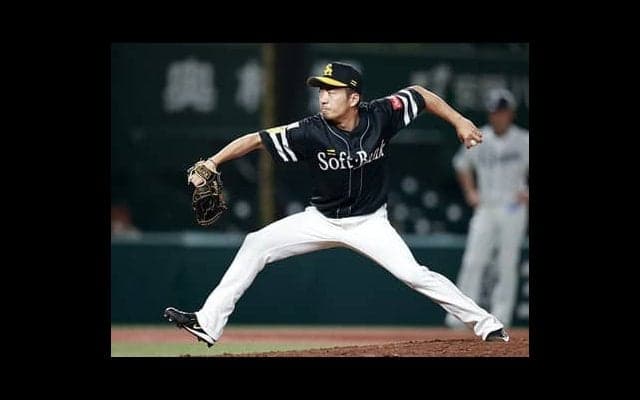 月収14万円の社会人チーム５番手から１億円選手へ。ソフトバンク嘉弥真新也が歩んだ大出世の道