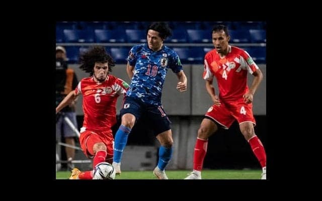 スペイン人指導者が南野と原口の攻撃のまずさを指摘。逆にタジキスタン戦で評価した選手は？